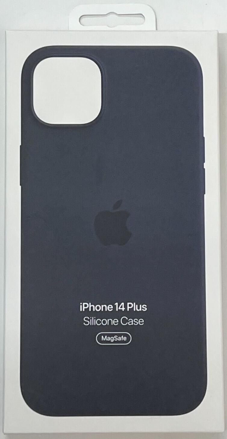 Apple Silicone Case with MagSafe for the iPhone 14 Plus