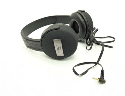 LELISU LS-813 Wired Headphone with a microphone
