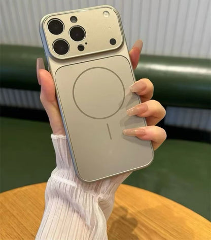 Tadagee Snap Case for an iPhone 13 Pro Max